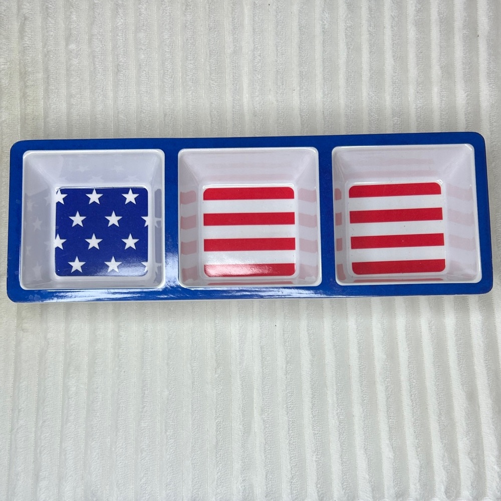Patriotic Triple Dish Melamine Serving Tray